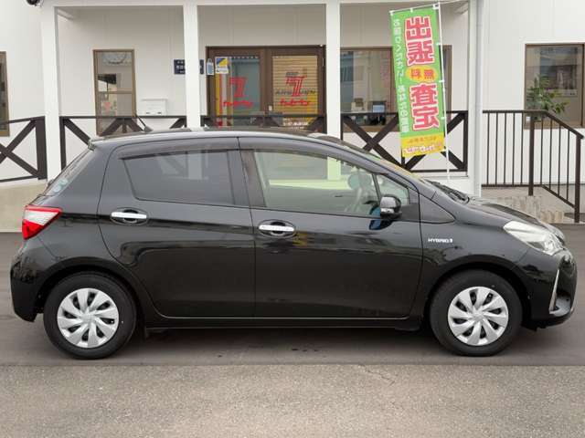 右サイドビュー