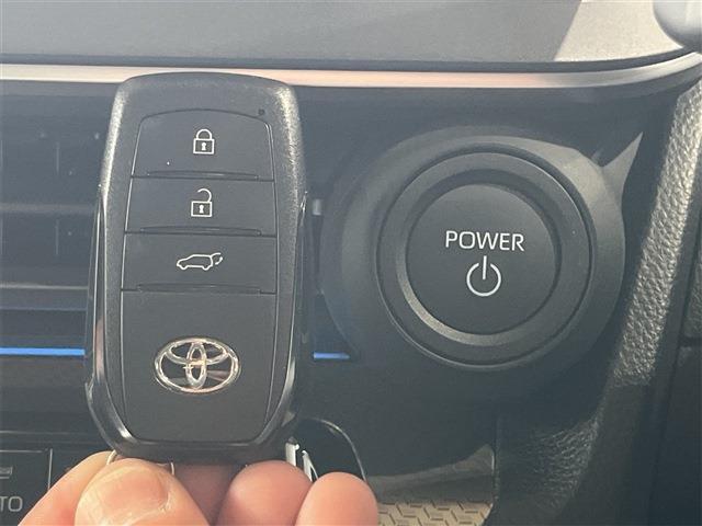 軽自動車（軽四）、軽バン、軽トラック、セダン、クーペ、オープン、スポーツカー、ワゴン、ミニバン、ワンボックスカー、ハッチバック、SUV、ピックアップ、バン、トラック、バス、福祉車、キャンピングカー 　　→