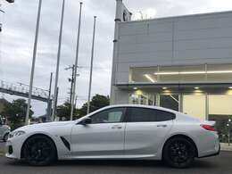 安心と信頼の納車前点検をShizuokaBMWでは全車で実施致しております。納車前100項目点検または、法定12ヶ月点検を全車で実施しております。点検・整備費用はもちろん、車両本体価格に含まれております。