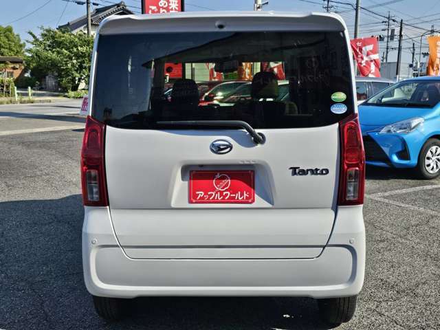 当社ではオークションよりお客様に希望車輌をご用意すことも可能です。お探しのお車が見つからない場合はお気軽にスタッフまでお尋ね下さい！