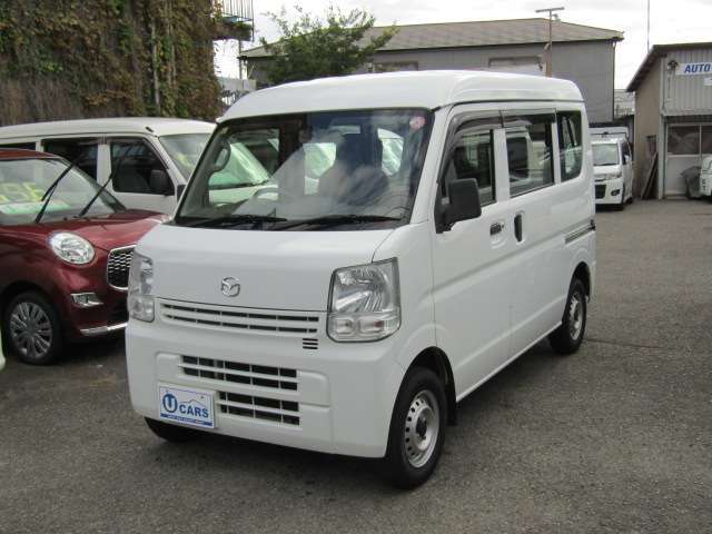 店示場に並んでいるお車は、経験豊富なスタッフがチェックし、問題のないお車だけを厳選して店頭にて展示販売しております。ご安心してお選びください。