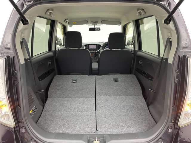 【シートアレンジ】乗せる人数、荷物によってシートをアレンジすれば、ダンボールなどの大きい荷物や、釣り具などの長尺物も載せられそうですね！