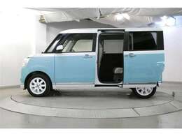 電動スライドドアは、小さいお子様やご年配の方でも楽々開閉出来る優れものッ♪有ると便利な装備です！