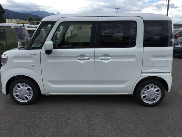 シートアレンジ自由！フラットや長い荷物も！