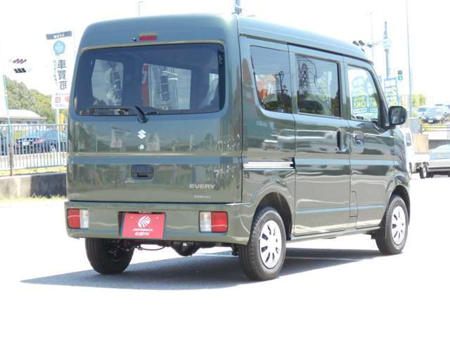オートバックスではお車の査定を無料でさせていただいております。ワンプライスで見積書を発行。買取り価格は5日間有効です。ご自宅で、ゆっくりとご検討いただけます。