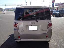 “クルマと笑顔が買えるトコロ・・・”そんな中古車展示場です！ぜひお越しください！