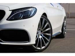 C63ルックエアロ　20AW　ダウンサス　純正ナビ　バックカメラ　ETC　Bluetooth接続　パワーバックドア　程よくカスタムされた1台です！お気軽にお問い合わせください！