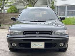 入庫後にテスト走行済み。機関系も良好です。ここからさらに専門店ならではの目線でご納車までに仕上げます。※ワンオーナー・ガレージ保管・取説・保証書・新車時車検証ケース