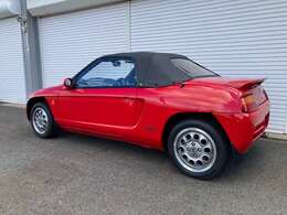 整備記録も多数残っており、ガレージの中での保管が伺え大切にされてた事が伺えます。