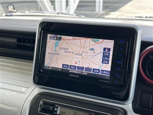 気になる車はすぐにお問い合わせください！右のカーセンサー専用無料ダイヤルから、専門スタッフがお車のご質問にお答えいたします！