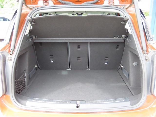 当店ではご納車前には特定整備認証スキャンツールを介して徹底準備を行っております。