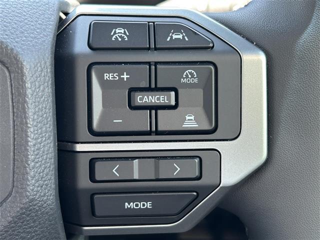 【運転席操作部】快適なドライブを楽しむための機能が装備されています！運転席から触れるので、使いやすいです！除菌プランいれていただくと、さらに清潔で安心していただけます！