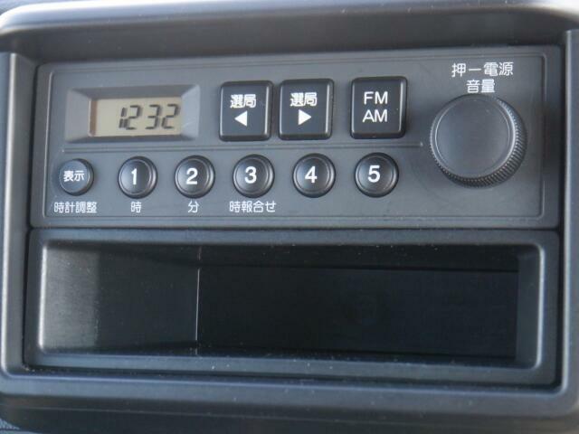 オーディオはAM・FMラジオが使えます。快適ドライブの強い味方です！