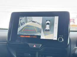 【全周囲カメラ】全周囲カメラがついているので駐車が苦手の方でも安心して後退可能です！ガイドラインも表示されます！クリアランスソナーと合わせて、カメラ映像と音で周囲を確認しながら駐車が可能です！