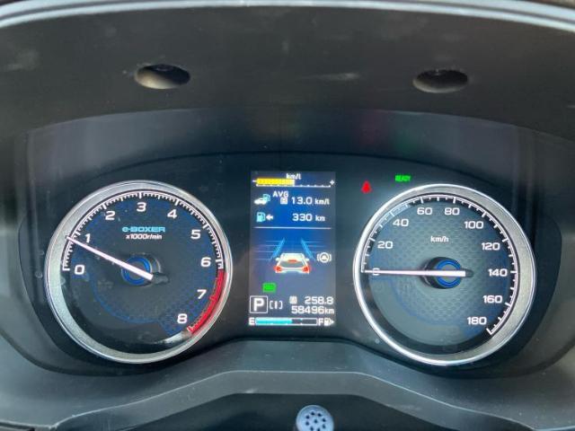 WECARSの展示場では実際に見て、触ってお車をお選びいただけます！知識の豊富な営業スタッフが様々なカーライフをご提案いたします！