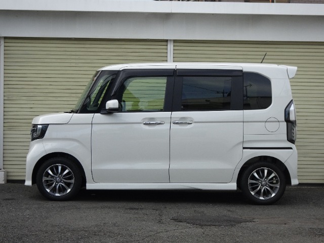 ホンダ純正のボディコーティング、ガードコスメSPをボディ全体に施工します。ご希望でメンテナンスキットの販売も別途承ります。