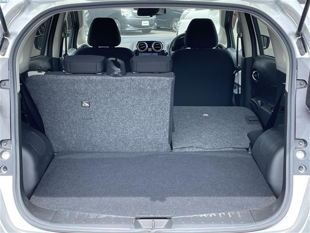 乗せる人数、荷物によってシートをアレンジすれば、ダンボールなどの大きい荷物や、釣り具などの長尺物も載せられそうですね！