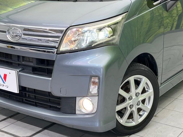 【LEDヘッドライト】悪天候や夜間走行時も良好な視界を確保し安心して運転できる高輝度LEDヘッドライトを装備！点灯速度が早く、消費電力も抑えられています。
