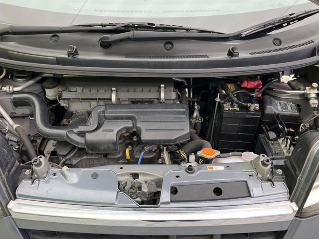 親切・丁寧な専門メカニックスタッフが応対！・車検・点検整備・事故等の修理などアフターサービスも安心。お車のカスタマイズもネクステージのサービススタッフまでご相談ください！