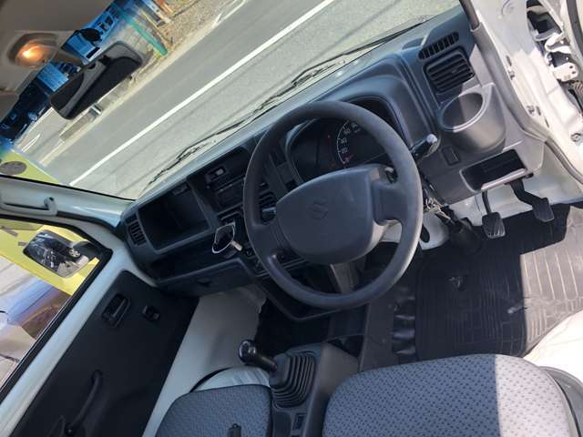 手付金1万円で車両のお取り置きが可能です。また、ご購入の際には5万5千円を頭金としてお支払いいただきます。残金は名義変更する前日までにお支払いをお願いしております。
