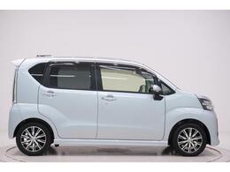 県内13店舗にて常時500台以上ダイハツ車を展示中です。見て、触って、納得のいく一台をぜひ見つけてください。