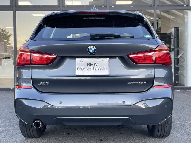 BMW正規認定中古車はもちろん、全国各地のBMW正規ディーラーにて点検修理・保証対応が可能！遠方のお客様やご転勤の多い方にも、安心してお乗り頂けます。