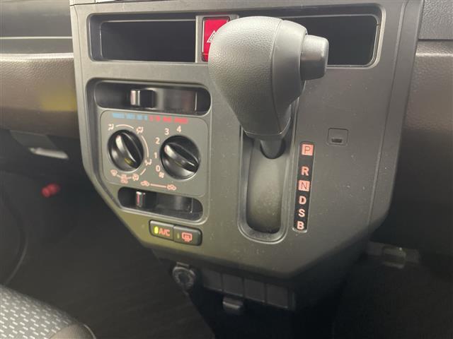 【シフトレバー】シフトも操作しやすく快適なドライブを楽しんでいただけます！◆ご来店予約受付中！無料の来店予約は【来店予約をする】ボタンから！◆