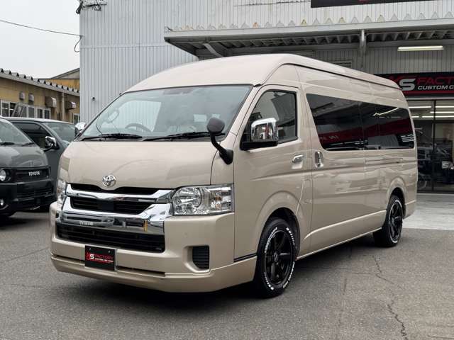 他の車両も多数在庫中！ハイエース　コンプリートカー　パーツ販売　　福祉車両　キャンピングカー　　ローダウン　リフトアップなど様々なカスタムが可能です。車中泊　アウトドア