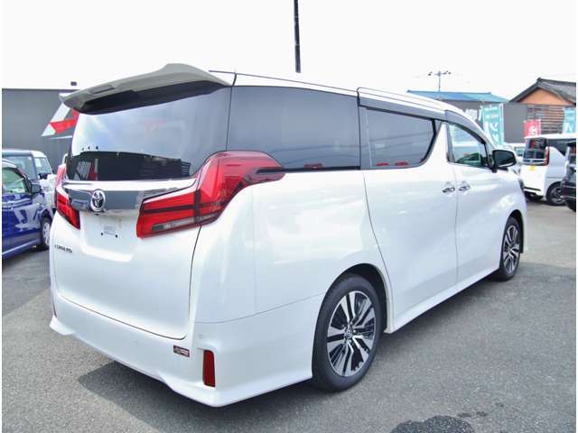 筑後エリアで車を買うなら相浦自動車！約150台展示をしている中から見て選べます。ドライブレコーダー、ガラスコーティング、保証、オイル交換、タイヤ交換、愛車買取、など多くのコンテンツを取り扱っています