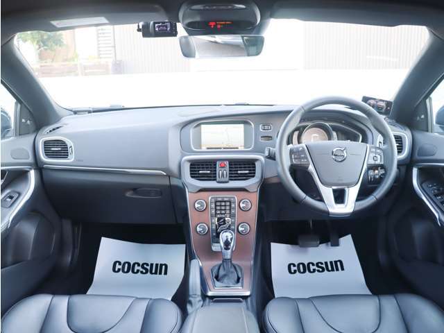 【エンジン・ミッション・ブレーキ機構を2年間無料で保証】コクスンの販売するボルボ中古車は全車に無料で2年間の保証（基本保証）が付帯されます。