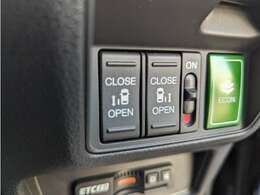 乗り降り便利な両側電動スライドドア！運転席やリモコンキーのスイッチから開閉操作が可能です。