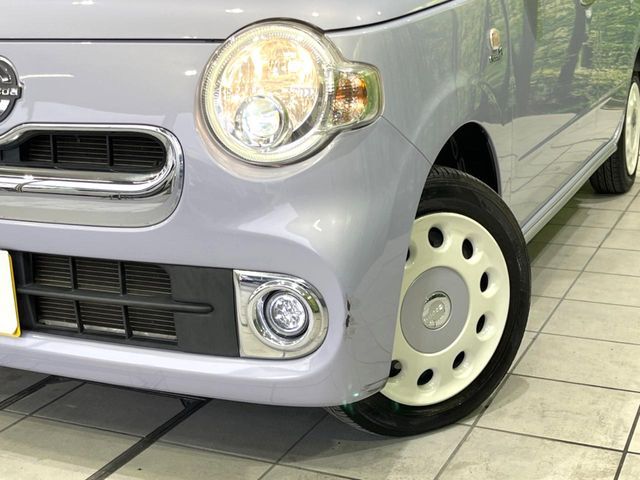 【LEDヘッドライト】悪天候や夜間走行時も良好な視界を確保し安心して運転できる高輝度LEDヘッドライトを装備！点灯速度が早く、消費電力も抑えられています。