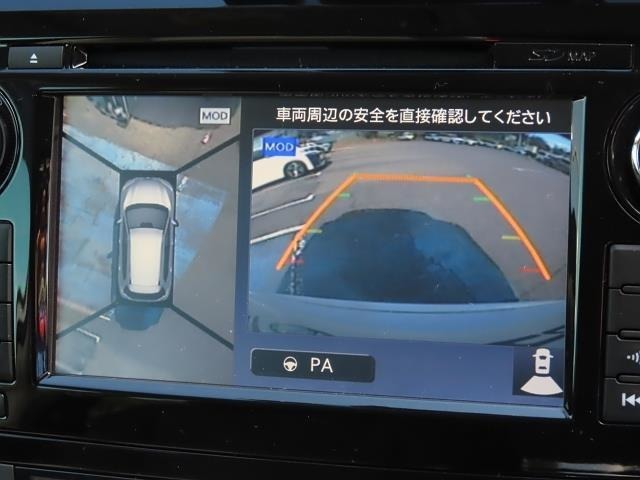 「パノラミックビューモニター」でクルマを真上から見るように周囲を確認でき、駐車の際に大活躍☆