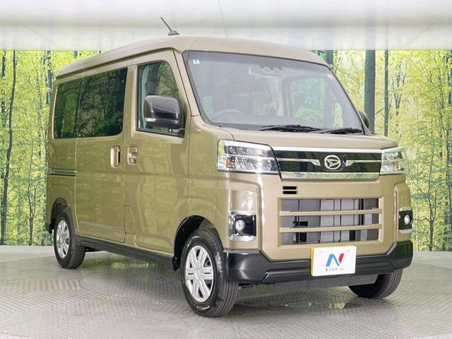 弊社では、全車『修復歴なし』のお車のみ取り扱っております。専任バイヤーによる厳選した仕入れの後、入庫後の車両チェックを行い、ネクステージが認定した高品質な中古車をご提供しております。