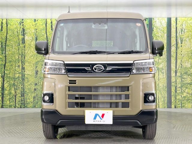 弊社では、全車『修復歴なし』のお車のみ取り扱っております。専任バイヤーによる厳選した仕入れの後、入庫後の車両チェックを行い、ネクステージが認定した高品質な中古車をご提供しております。