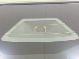 【スズキ　セーフティサポート】走行中に前方の車両等を認識し、衝突しそうな時は警報とブレーキで衝突回避と被害軽減をアシスト。より安全にドライブをお楽しみいただけます。