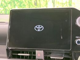 【10.5インチ　ディスプレイオーディオ】大画面のディスプレイはAppleCarPlayやAndroidAutoが利用可能。大きな画面でスマホナビアプリ等が利用いただけます♪