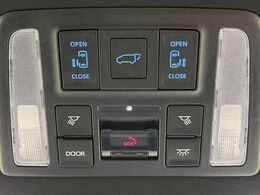 【パワーバックドア】スマートキーや運転席のボタンを押すだけでリアゲートが自動で開閉します！荷物を持っている時や、高い位置にあるバックドアを閉める際に便利な機能です♪