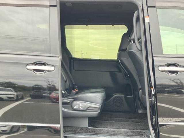 WECARSではほぼ毎日新しい在庫車両を入荷しております！お客様のこだわりを叶える1台がきっとWECARSにあるはずです！