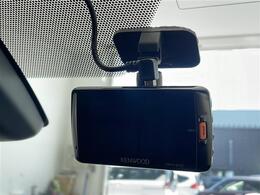 【　ドライブレコーダー　】運転中の記録を残します。事故などを起こした起こされた時の証拠を残します。