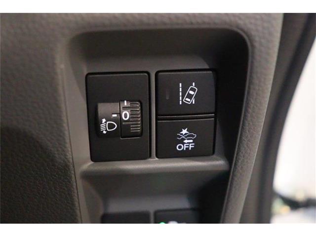 自動で障害物を検知してブレーキ補助をしてくれます！