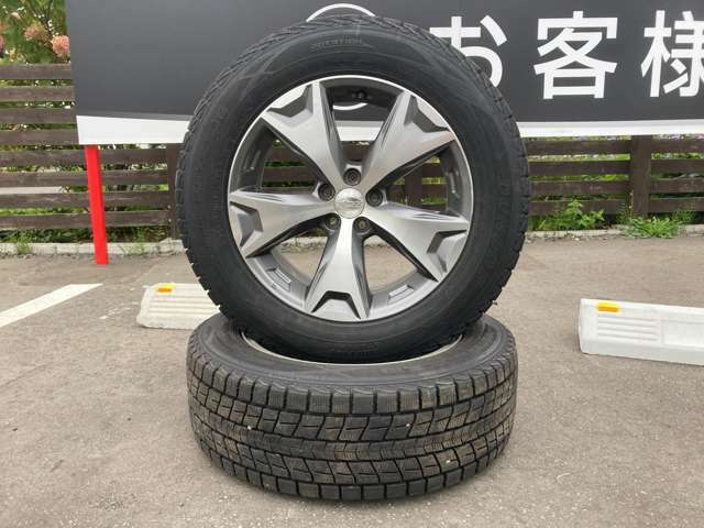 スタッドレスタイヤ有　225/60R17