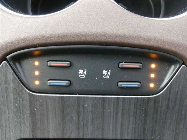 【ご相談下さい】中古車ってなんとなく不安・・・　中古車選びで失敗したくない・・・そう思っているそこのあなた！　あなたのその不安、当店が一気に解決致します。