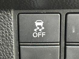 【運転席操作部】『運転席周辺の装備』の画像になります。快適なドライブを楽しむための機能が装備されています！運転席から触れるので使いやすいです！