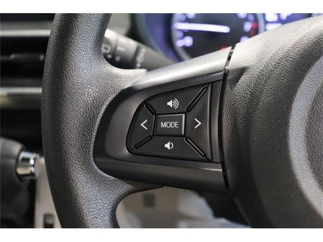 運転しながら操作が出来る画期的装備！これ便利です