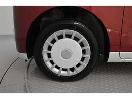 14インチ　フルホイールキャップです。