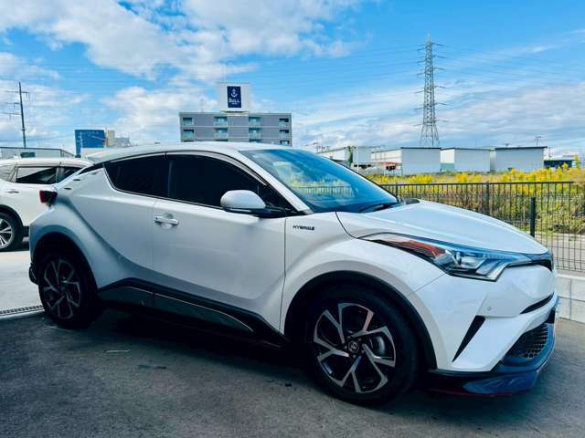 トヨタセーフティセンス/エアロパーツ/Bluetooth対応SDナビTV/バックカメラ/スマートキー/ハーフレザーシート/シートヒーター/LEDヘッドライト/LEDフォグライト/ETC/18AW