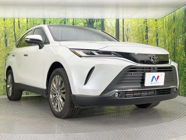 大好評のボディコーティング「弾スプラッシュコート」もご納車までに施工可能。通常のガラスコートと異なる、耐久年数6年の無機質ガラスコーティングが、ボディをキレイな状態に保ってくれます。