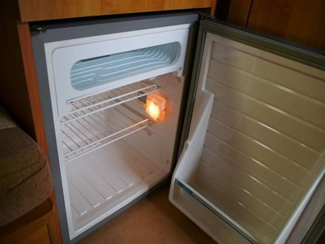 DC冷蔵庫装備！