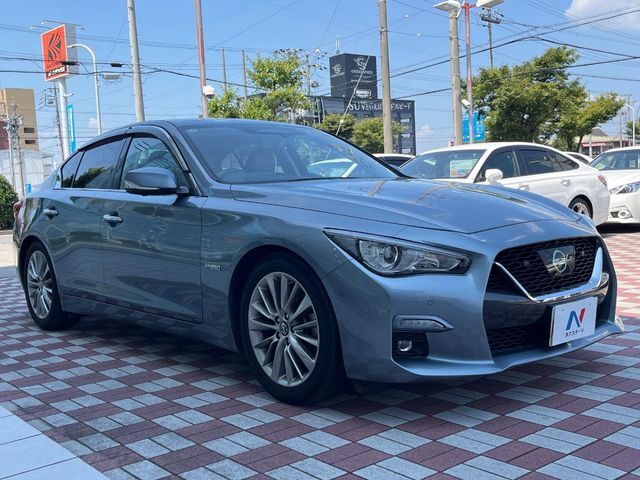 大好評のボディコーティング「弾スプラッシュコート」もご納車までに施工可能。通常のガラスコートと異なる、耐久年数6年の無機質ガラスコーティングが、ボディをキレイな状態に保ってくれます。